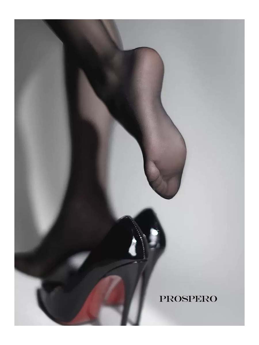 Ultra-thin and sexy black stockings